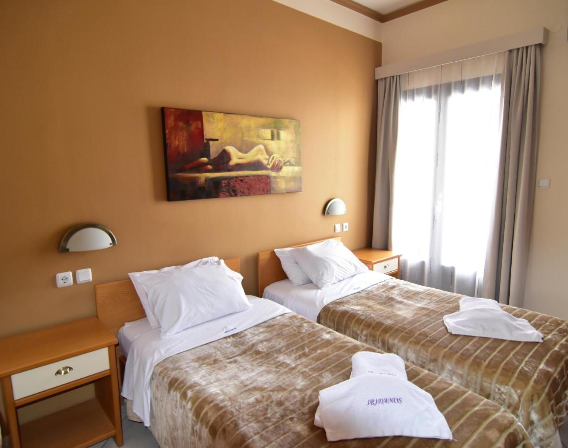 Iridanos Hotel Andíkira Kültér fotó