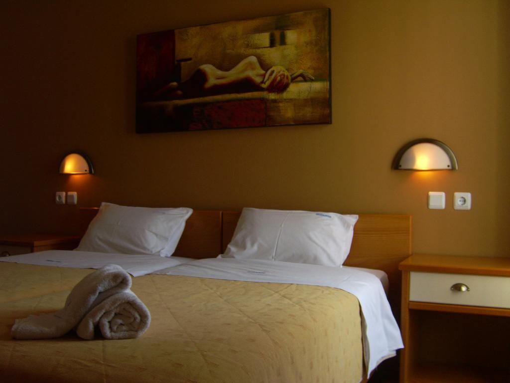 Iridanos Hotel Andíkira Kültér fotó
