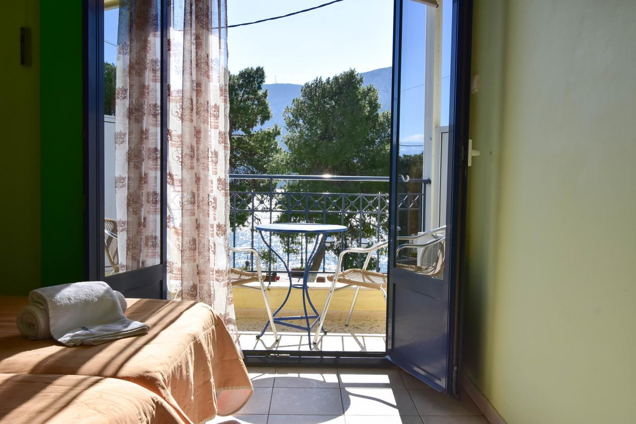Iridanos Hotel Andíkira Kültér fotó